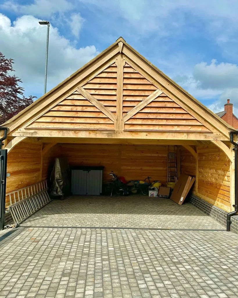 rural oak, garage, structural green oak beams