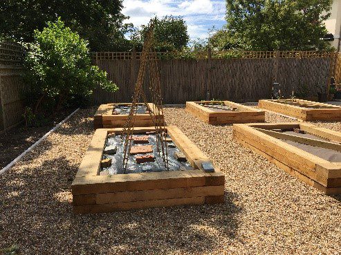 Raised Bed kits, Railway Sleepers, Untreated Siberian Larch Railway Sleepers, raised bed, Siberian Larch Raised Beds Project, UK Timber, 