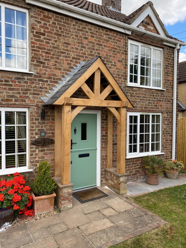 Green Oak Structural Beams, Oak Porch, Kit, section sizes, Fresh Cut, Air-Dried Oak Beams